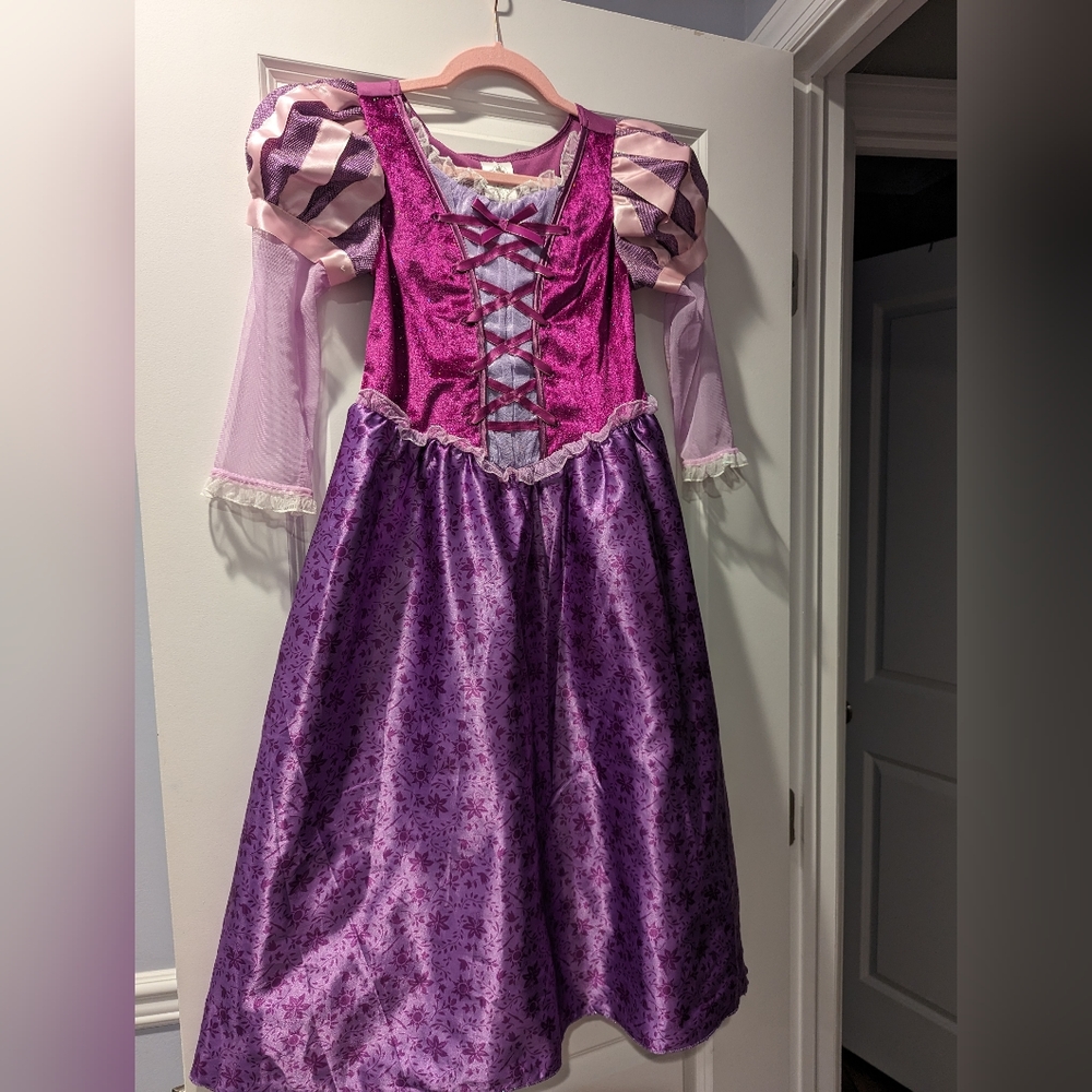 Rapunzel dress / costume